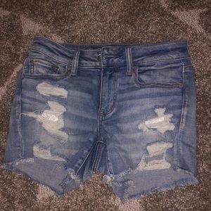 AMERICAN EAGLE SHORTS LACE POCKETS